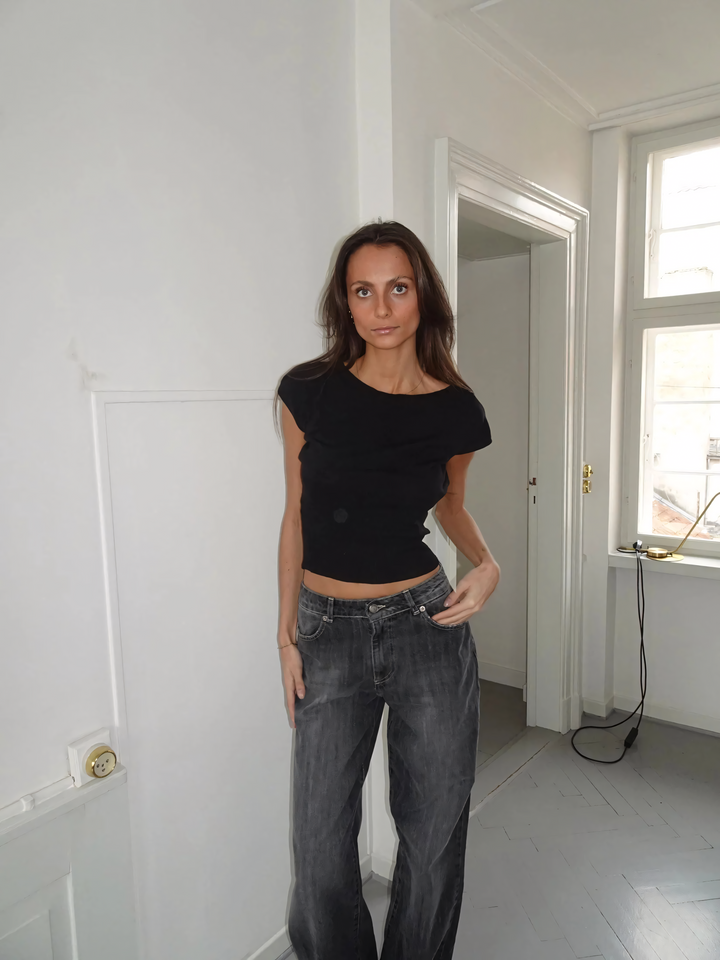 Lilu form fitting top