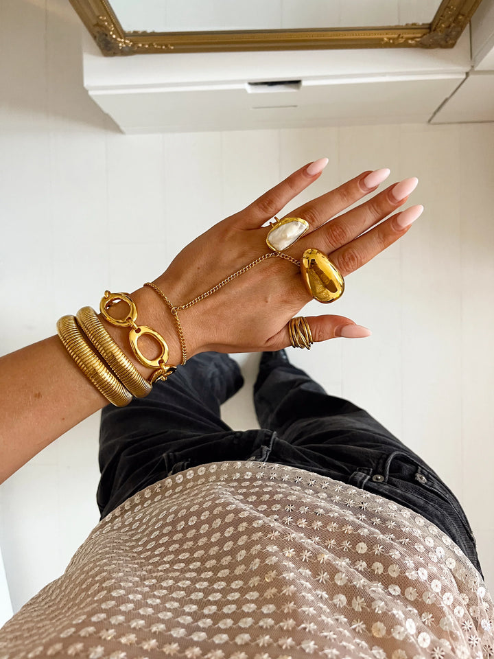 Charis Gold Pearl Ring