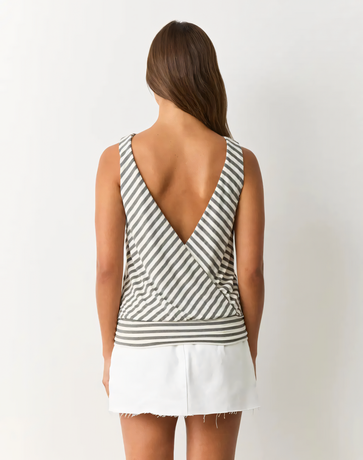 Reversible Cross Over Top