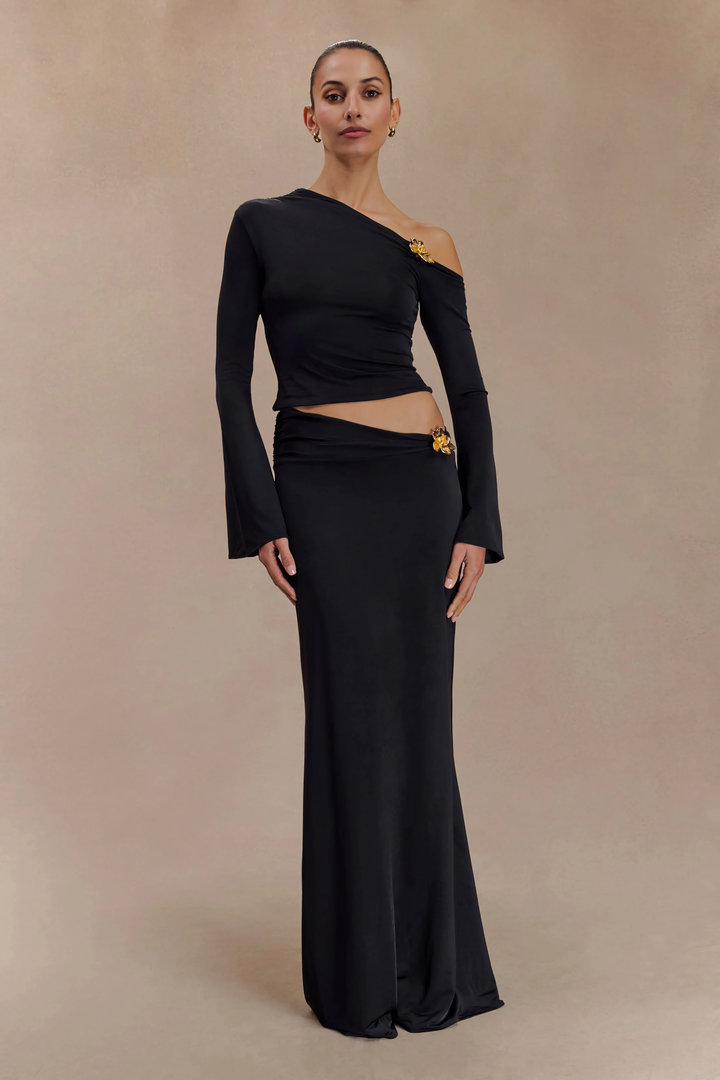 Ainsley Noir Bloom Set