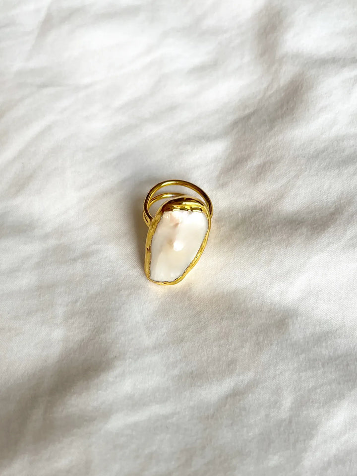 Charis Gold Pearl Ring